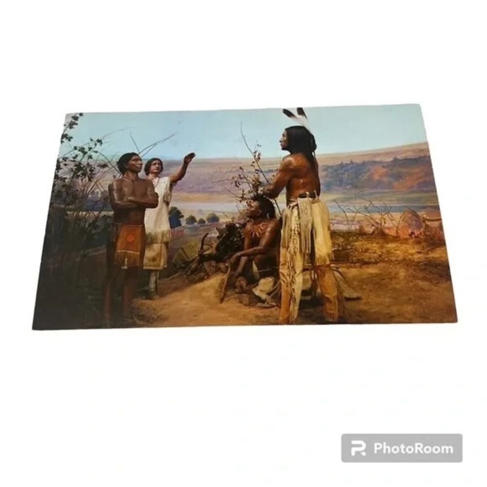 Postcard New York State Museum Native Americans Vintage A32